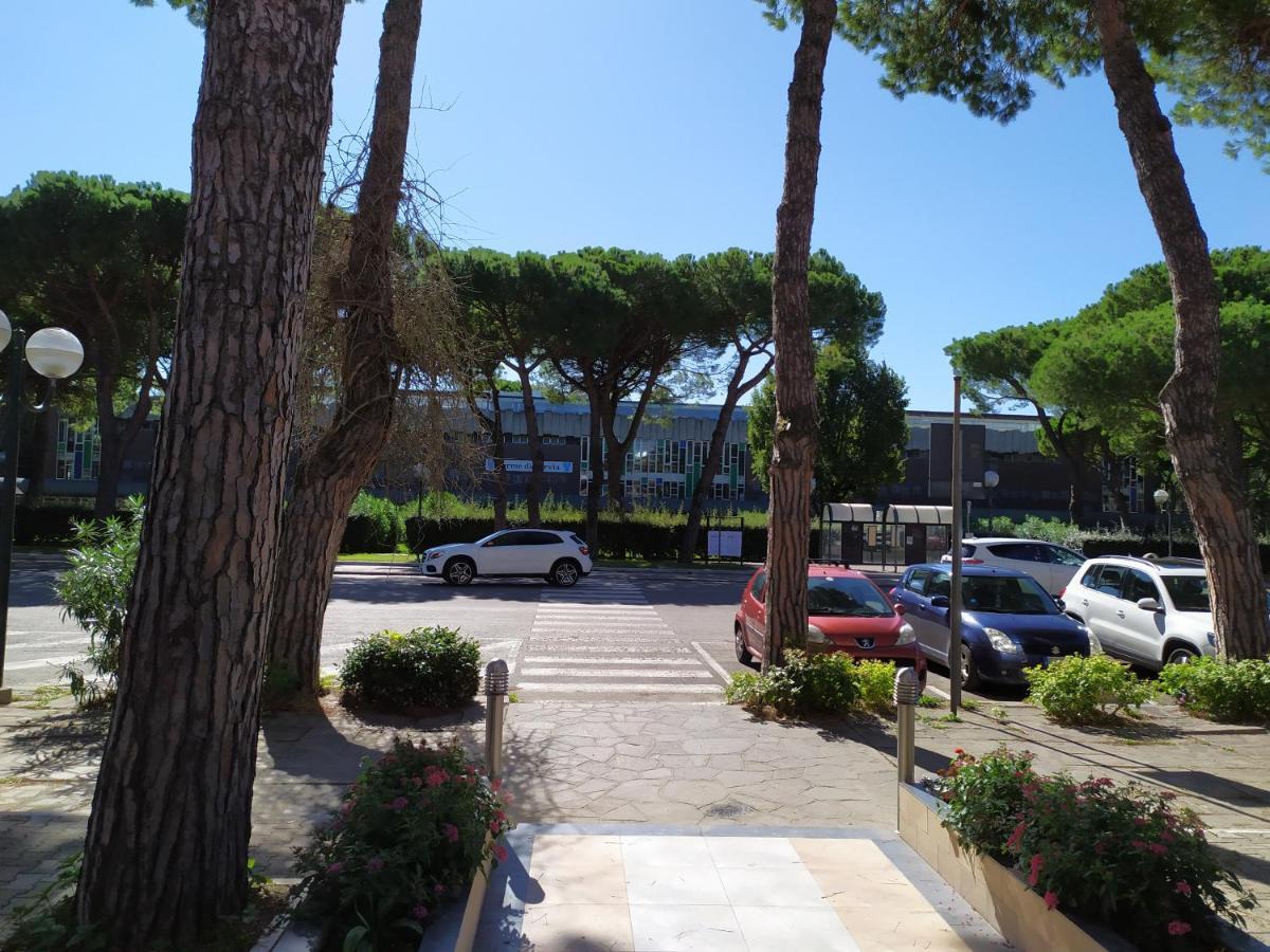 Hotel Madonna Del Pino Cervia Eksteriør billede