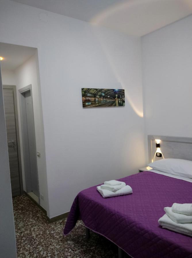 Hotel Madonna Del Pino Cervia Eksteriør billede