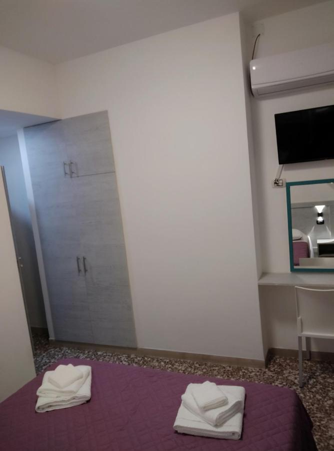 Hotel Madonna Del Pino Cervia Eksteriør billede
