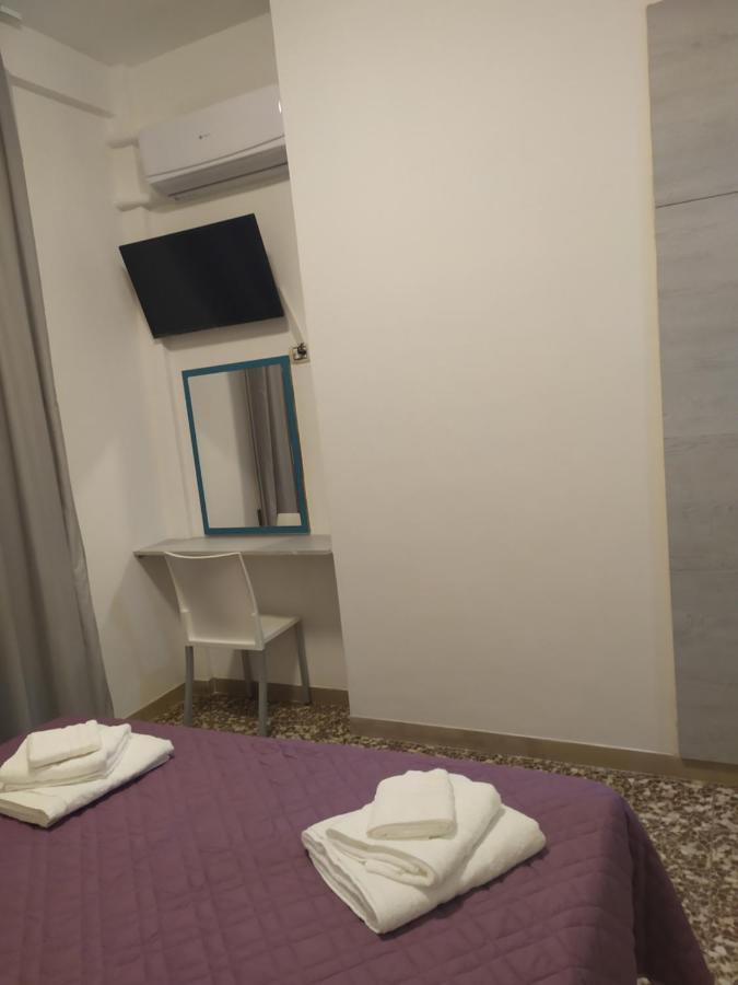 Hotel Madonna Del Pino Cervia Eksteriør billede